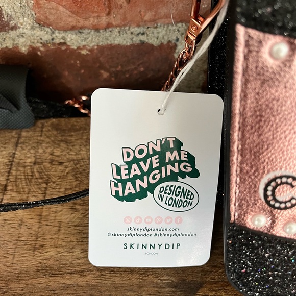 Skinny-dip champagne bottle bag perfect for New Year’s. New with tags. - Picture 4 of 8